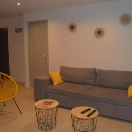 Maison Landaise Renovee Avec Charme 펜션